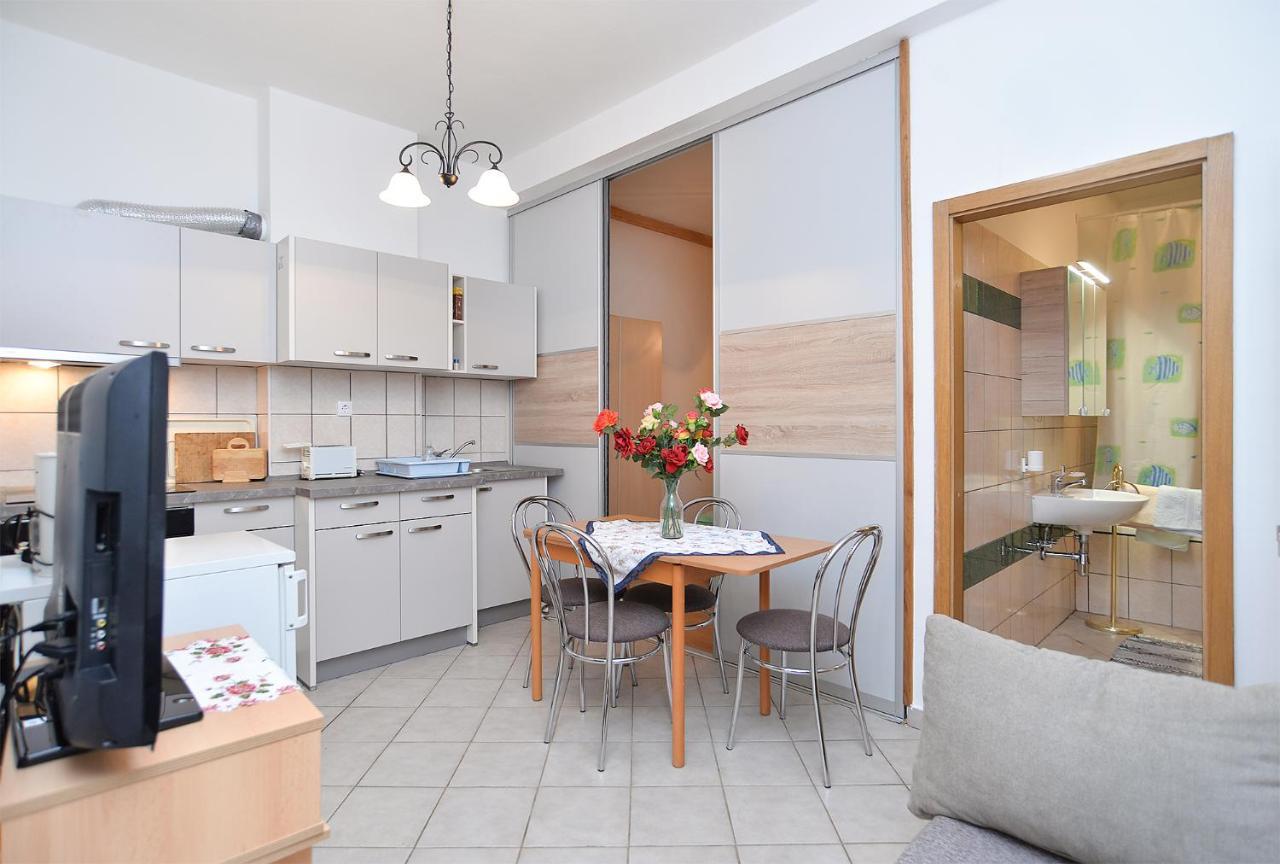 Apartments Joko 1160 Pula Ngoại thất bức ảnh