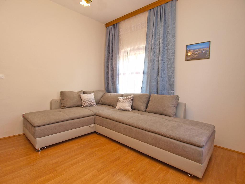 Apartments Joko 1160 Pula Ngoại thất bức ảnh